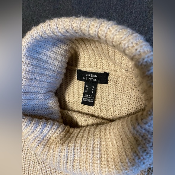 Tan Turtleneck - Picture 5 of 5